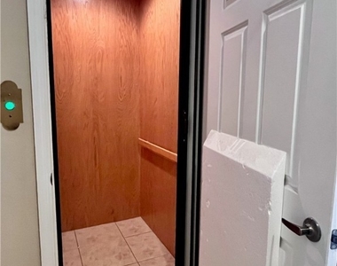 174 Shadroe Cove Circle - Photo Thumbnail 6