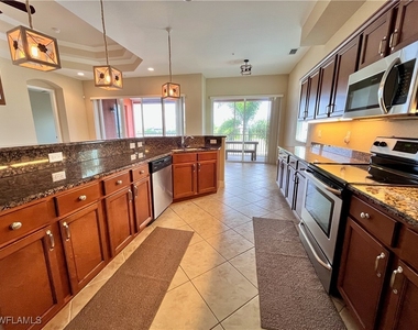174 Shadroe Cove Circle - Photo Thumbnail 11