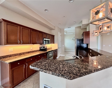 174 Shadroe Cove Circle - Photo Thumbnail 12