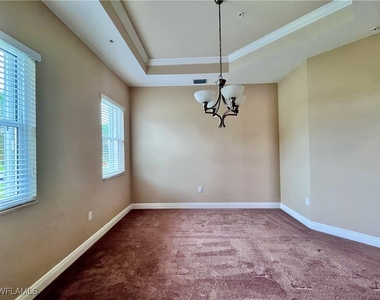174 Shadroe Cove Circle - Photo Thumbnail 5