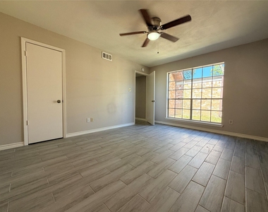 1607 Chestnut Ridge Road - Photo Thumbnail 13