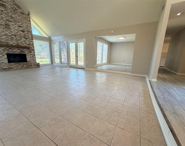 1607 Chestnut Ridge Road - Photo Thumbnail 5