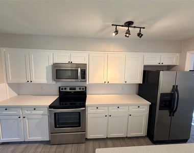 1607 Chestnut Ridge Road - Photo Thumbnail 10