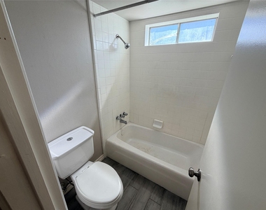 1607 Chestnut Ridge Road - Photo Thumbnail 18