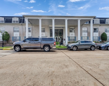 2601 Bellefontaine Street - Photo Thumbnail 20
