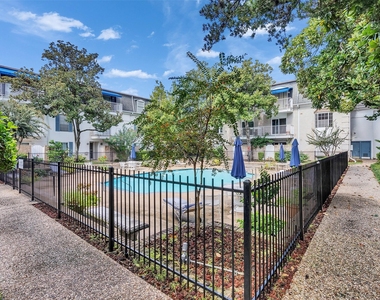 2601 Bellefontaine Street - Photo Thumbnail 18