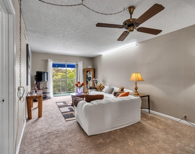 2601 Bellefontaine Street - Photo Thumbnail 4