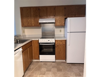 5200 Case Ave - Photo Thumbnail 5