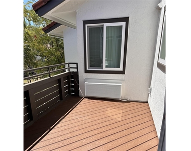 5200 Case Ave - Photo Thumbnail 4