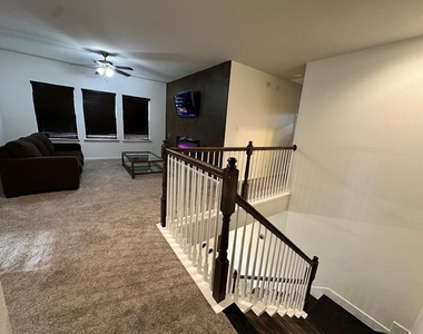 3322 Harvest Meadow Lane - Photo Thumbnail 13