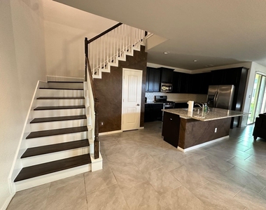 3322 Harvest Meadow Lane - Photo Thumbnail 6