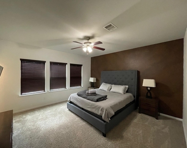 3322 Harvest Meadow Lane - Photo Thumbnail 34