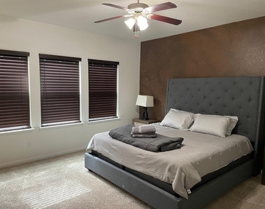 3322 Harvest Meadow Lane - Photo Thumbnail 30