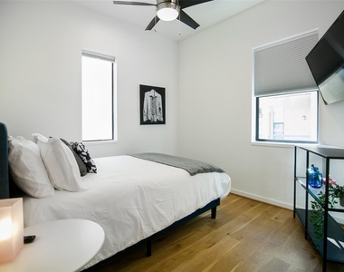 511 Memorial Heights Drive - Photo Thumbnail 26