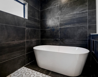 511 Memorial Heights Drive - Photo Thumbnail 38