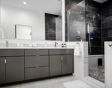 511 Memorial Heights Drive - Photo Thumbnail 37