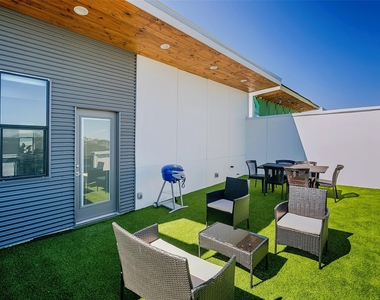 511 Memorial Heights Drive - Photo Thumbnail 43