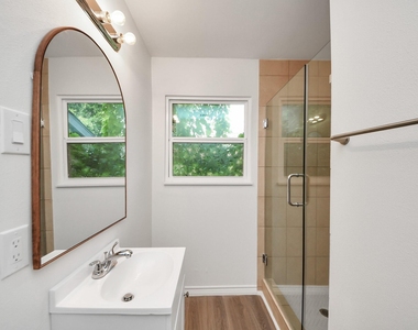 7004 Conley Street - Photo Thumbnail 12