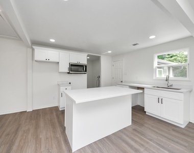 7004 Conley Street - Photo Thumbnail 23