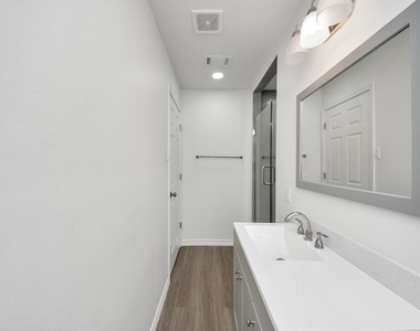 7004 Conley Street - Photo Thumbnail 15