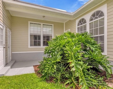 604 Nadina Place - Photo Thumbnail 19
