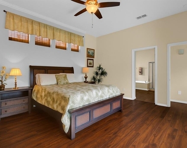 604 Nadina Place - Photo Thumbnail 12