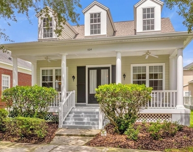 604 Nadina Place - Photo Thumbnail 1