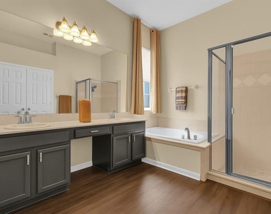 604 Nadina Place - Photo Thumbnail 16