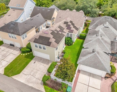 604 Nadina Place - Photo Thumbnail 2