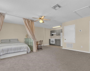 604 Nadina Place - Photo Thumbnail 22