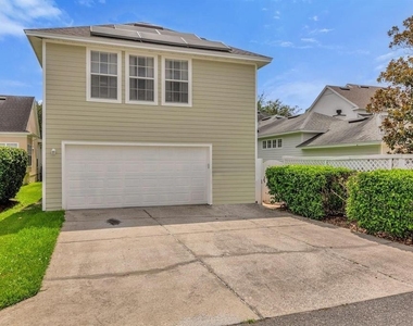 604 Nadina Place - Photo Thumbnail 21