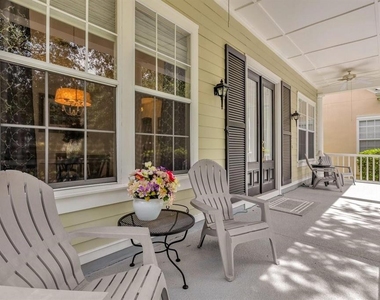 604 Nadina Place - Photo Thumbnail 4