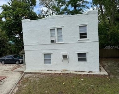 514 Avenue C Ne - Photo Thumbnail 10