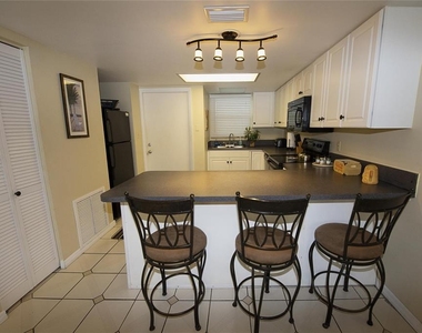 1571 S Atlantic Avenue - Photo Thumbnail 13