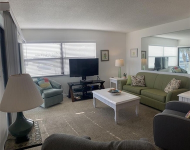 1571 S Atlantic Avenue - Photo Thumbnail 11