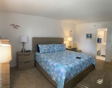 1571 S Atlantic Avenue - Photo Thumbnail 5