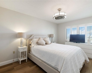 1500 Park Beach Circle - Photo Thumbnail 31