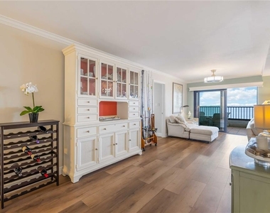 1500 Park Beach Circle - Photo Thumbnail 8