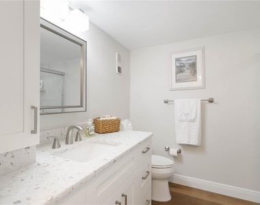 1500 Park Beach Circle - Photo Thumbnail 33
