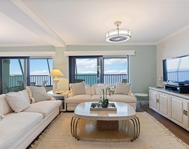 1500 Park Beach Circle - Photo Thumbnail 12