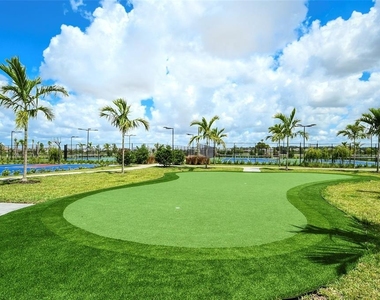 5225 Blue Crush - Photo Thumbnail 70