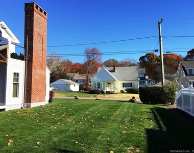 27 Brightwater Road - Photo Thumbnail 3