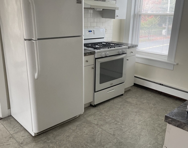 175 Humphrey Street - Photo Thumbnail 3