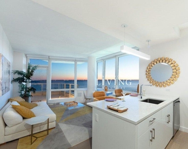 Ocean Drive - Photo Thumbnail 1