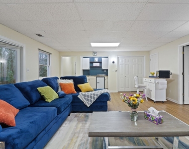 3435 Alexander Place Sw - Photo Thumbnail 6