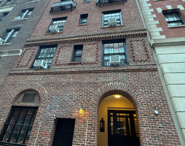107 East 63rd Street - Photo Thumbnail 16