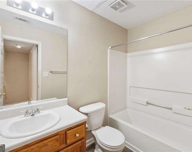 6750 Sunset Hills Boulevard - Photo Thumbnail 29