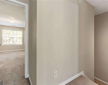 6750 Sunset Hills Boulevard - Photo Thumbnail 21