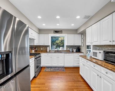 8 Baltimore Boulevard - Photo Thumbnail 6