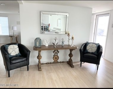 7 Princeton Avenue - Photo Thumbnail 4